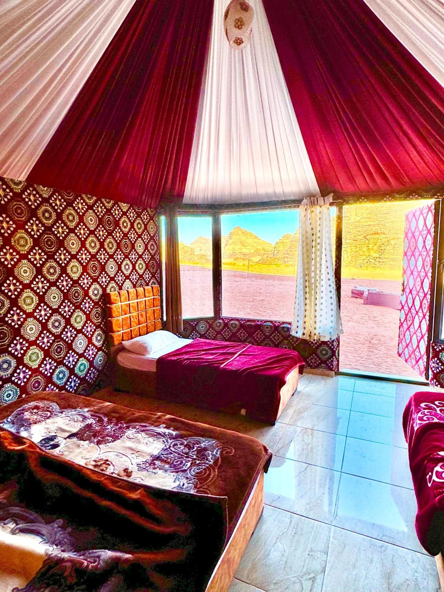 Wadi Rum Bubble Camp & Tour Exterior photo