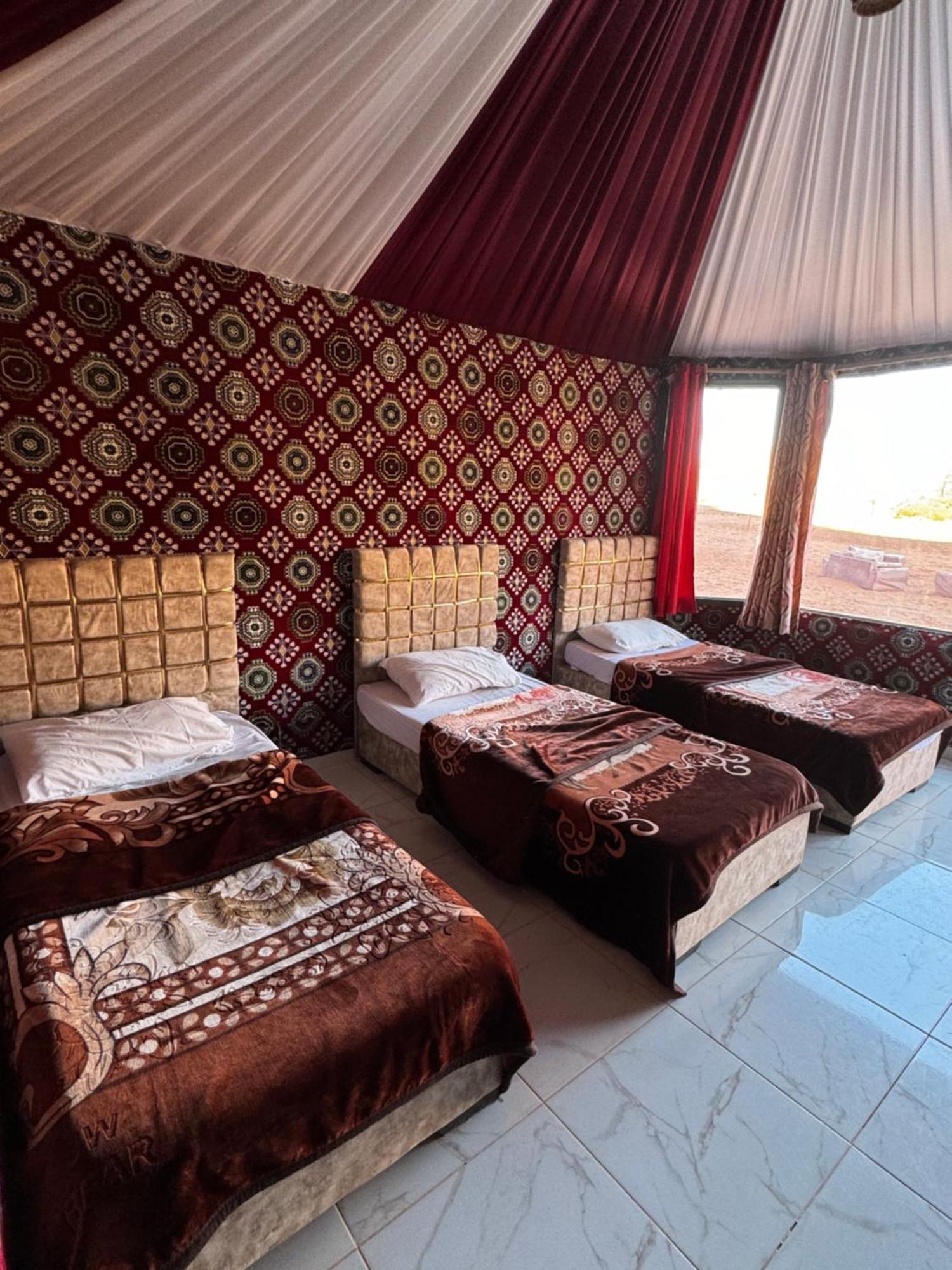 Wadi Rum Bubble Camp & Tour Exterior photo