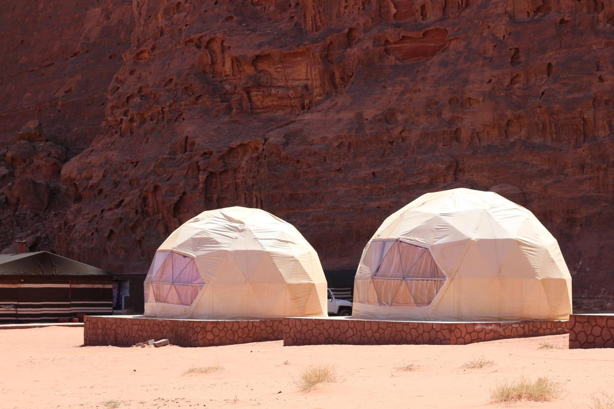Wadi Rum Bubble Camp & Tour Exterior photo
